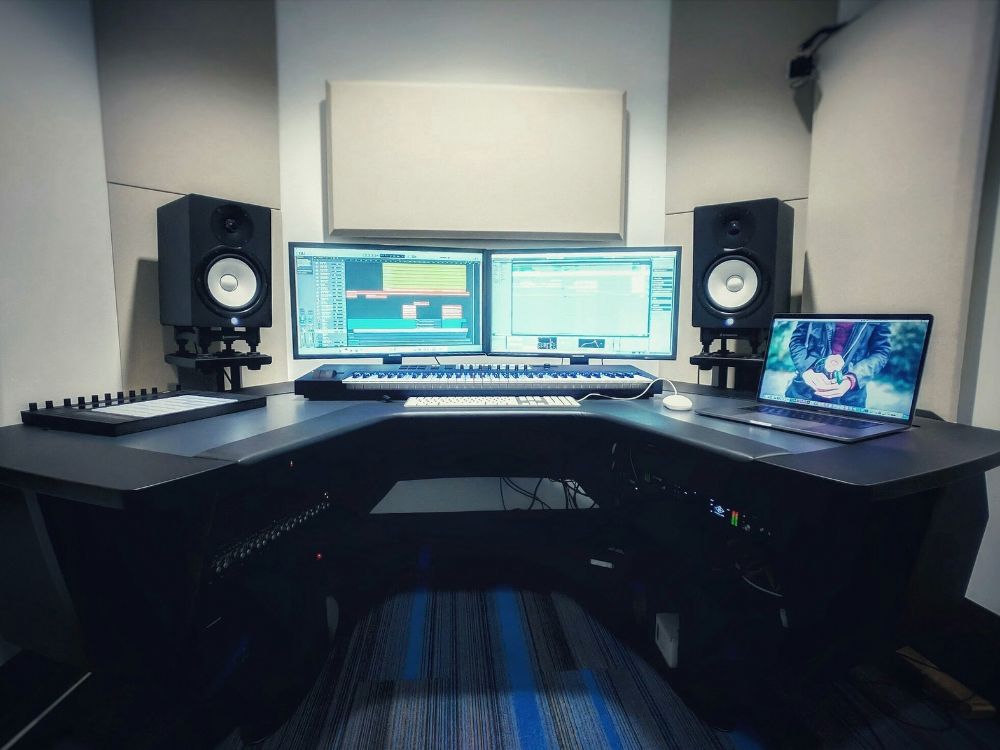 Why Studio Monitor Stands are a Must-Have